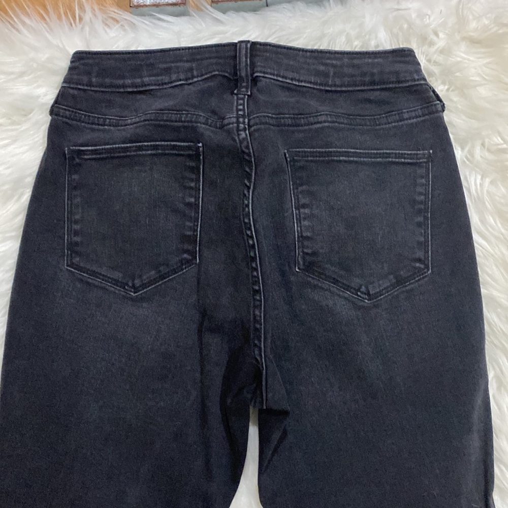 2/$15 Ladies Factory Faded Black Jeans - Picture 4 of 9